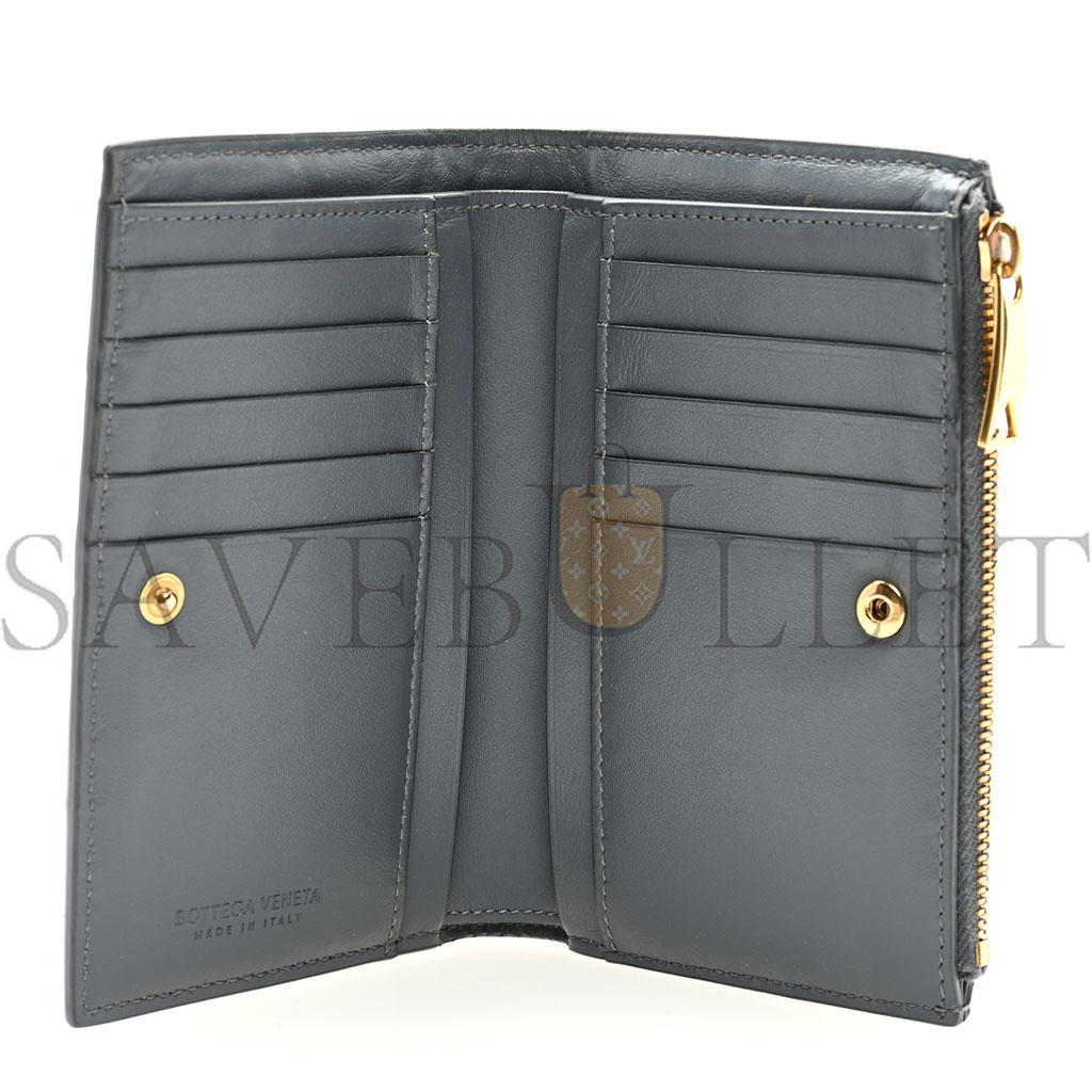 BOTTEGA VENETA NAPPA MAXI INTRECCIATO MEDIUM CASSETTE BIFOLD ZIP WALLET THUNDER  (15*12*1cm)