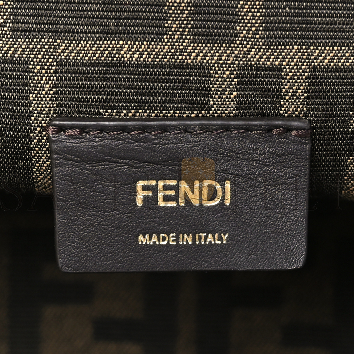 FENDI SHINY NAPPA SMALL FENDI FIRST VIOLETTA (26*18*9.5cm)